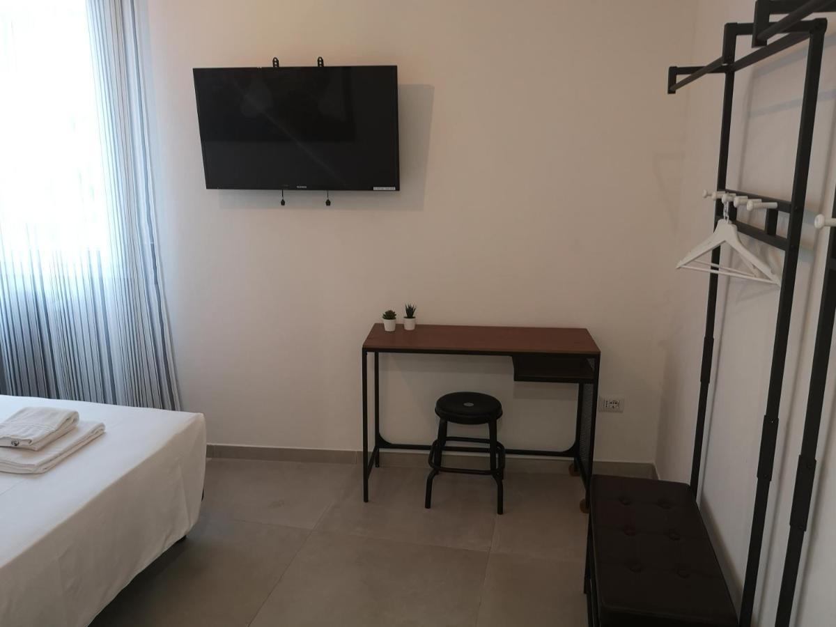 Smart Rooms Пистоя Екстериор снимка